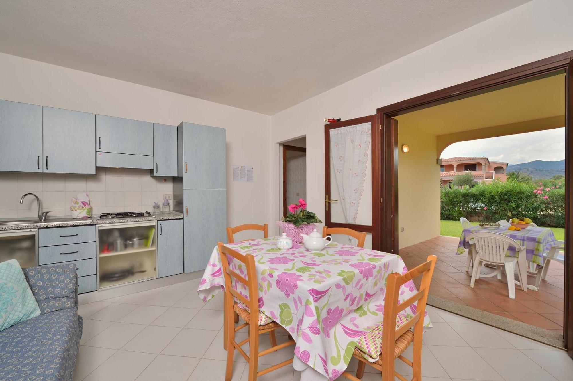 Residence Le Canne San Teodoro  Exterior photo